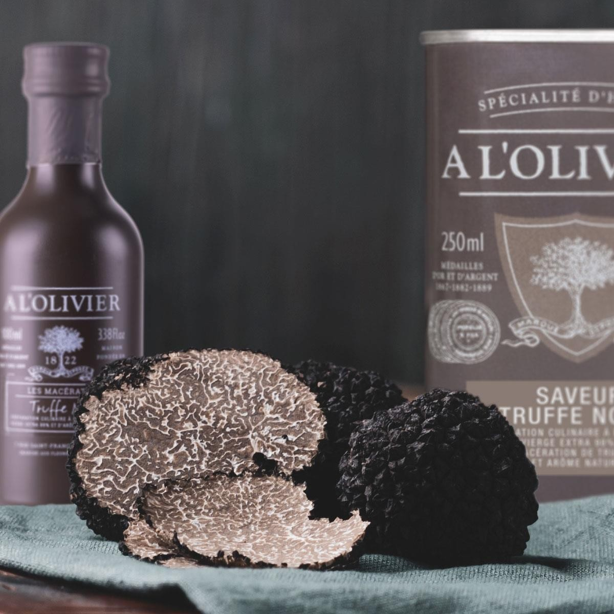 Olivenöl mit schwarzem Trüffel - A l'Olivier - 250ml