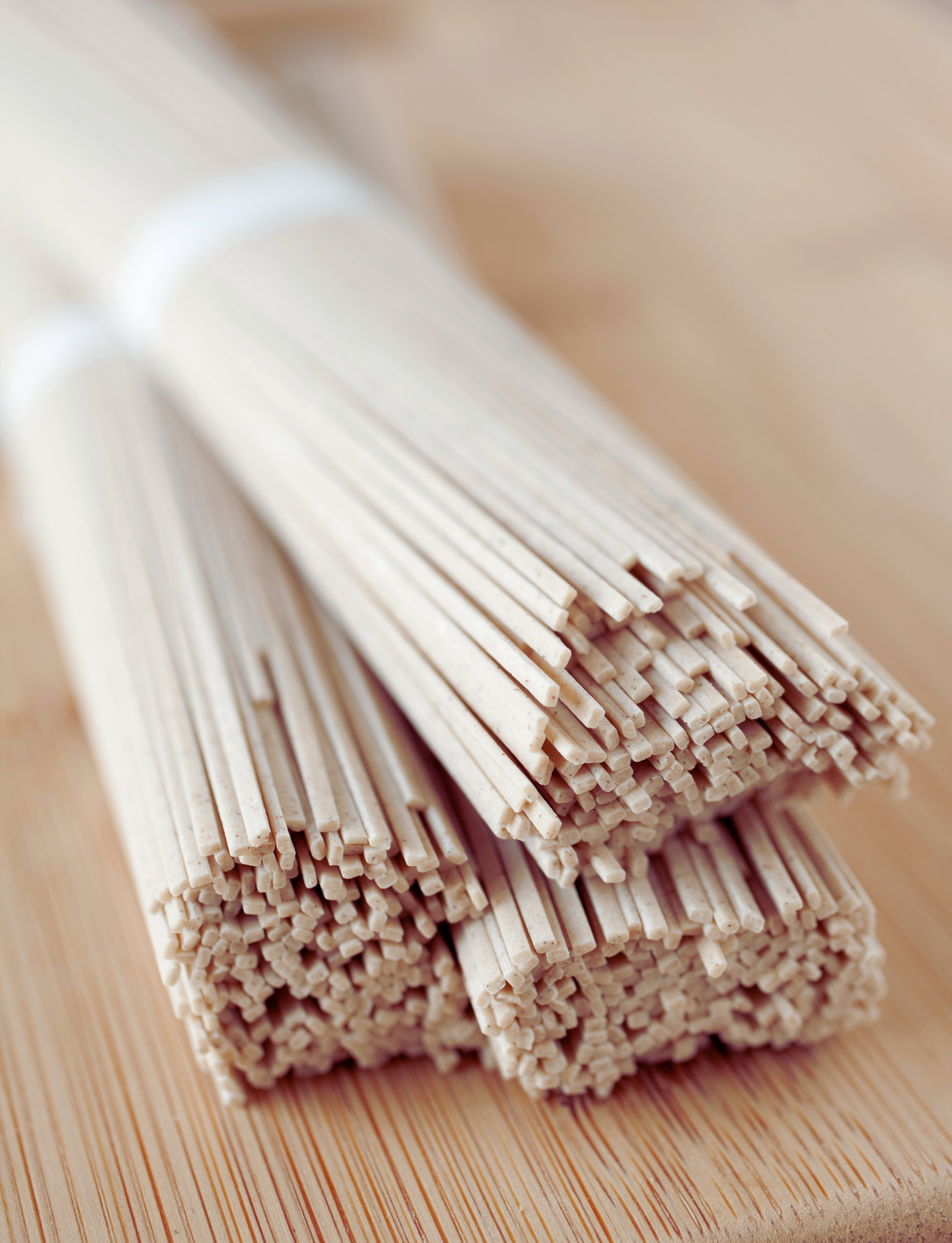 Bio Soba Nudeln  Hakubaku für Suppen, Brühen, Bowls, Salate