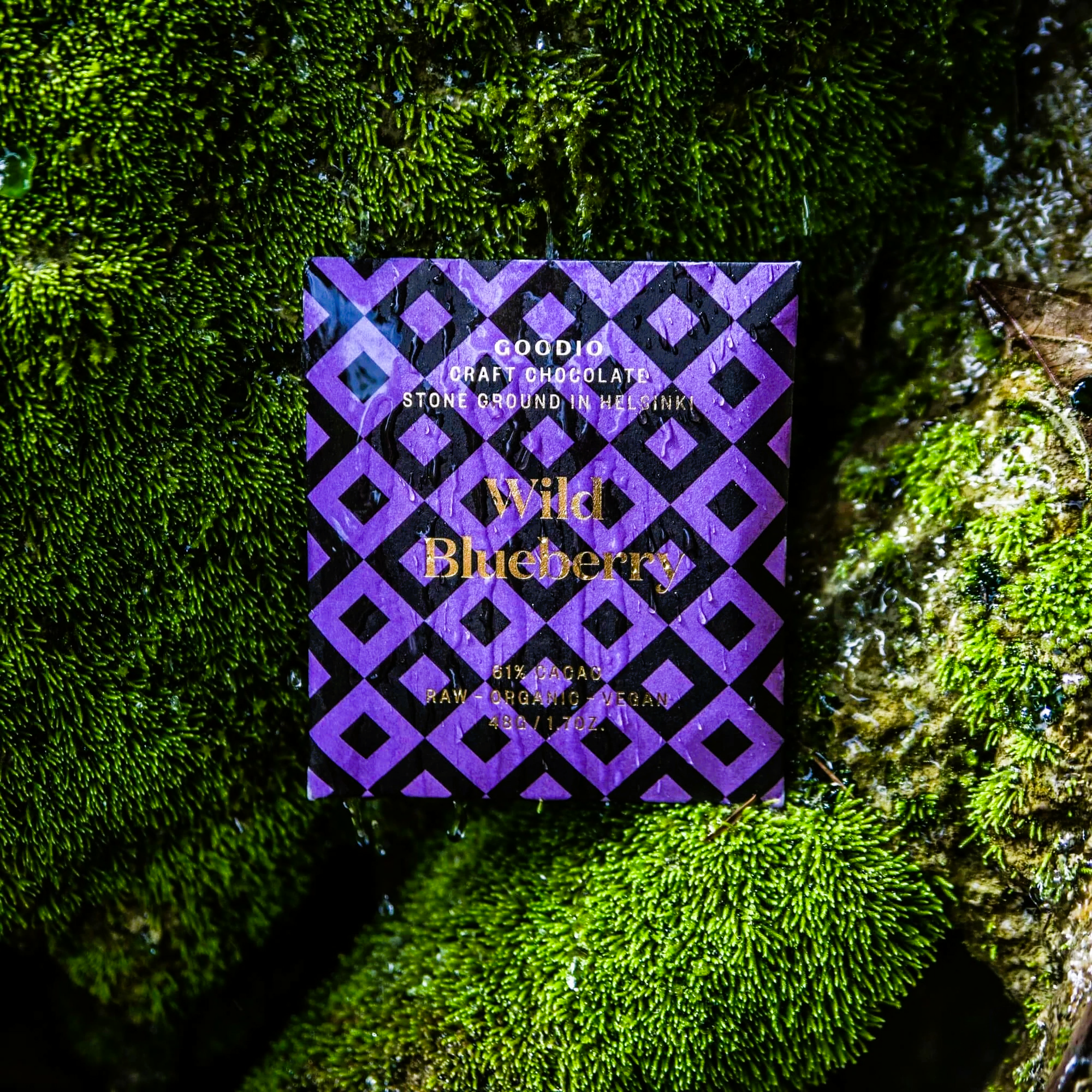 Wild Blueberry 61% - Handmade Vegan Organic Chocolate - Goodio Chocolate Finland - 48g