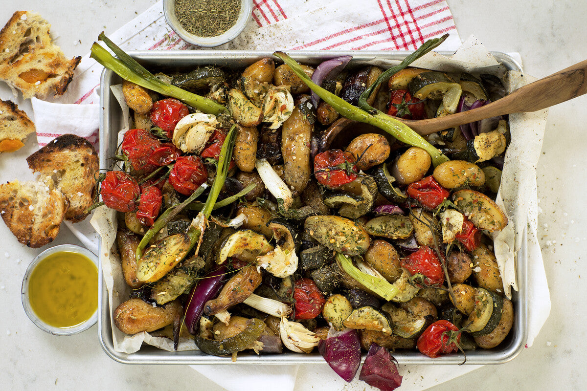 Ofenkartoffeln und Gemüse mit Kräuter der Provence