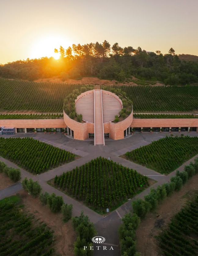 Quercegobbe 2023 - Petra - Merlot Rosso Toscana - 75cl