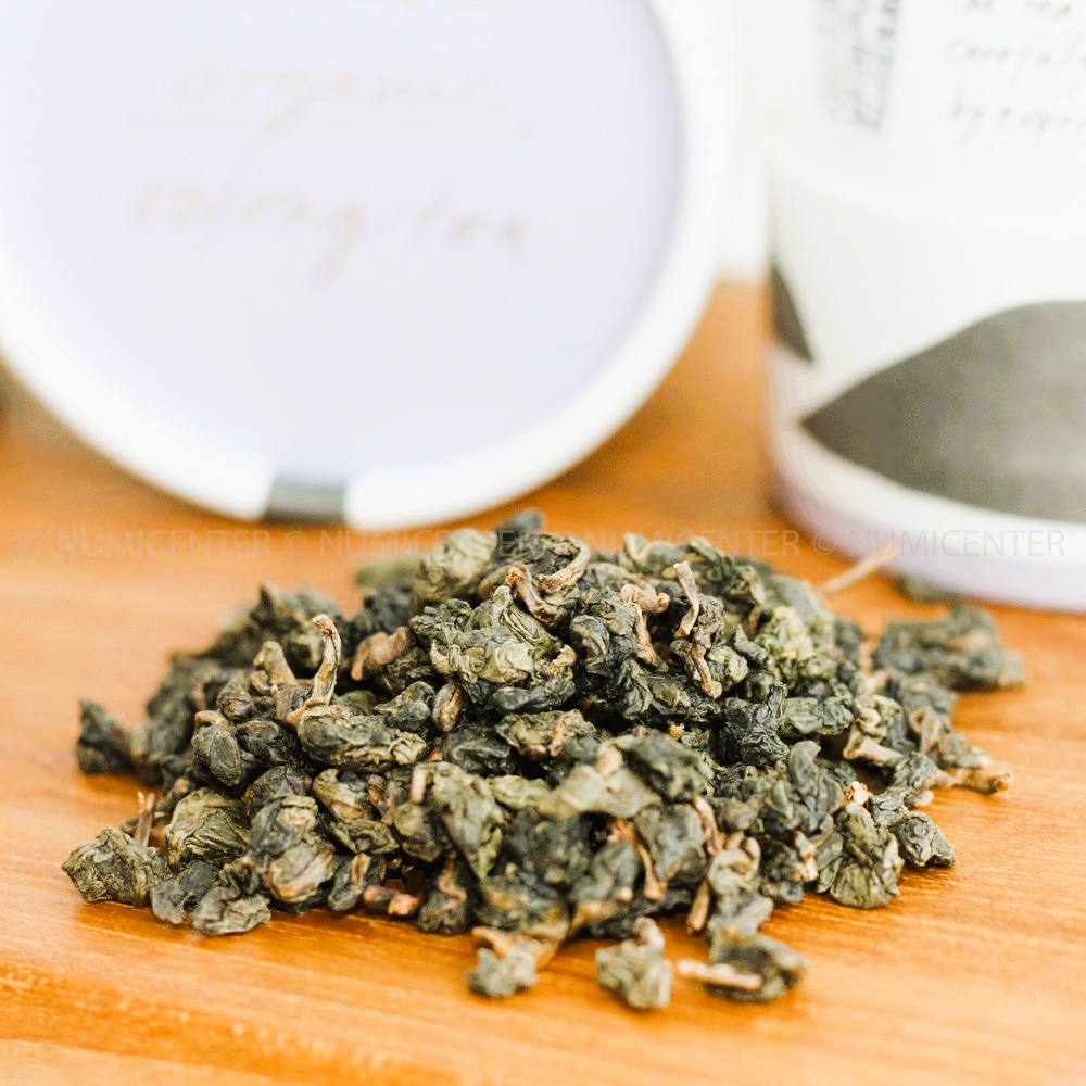 
                  
                    Organic Oolong Tea - loose leaves - West Java - Indonesia - 80g
                  
                